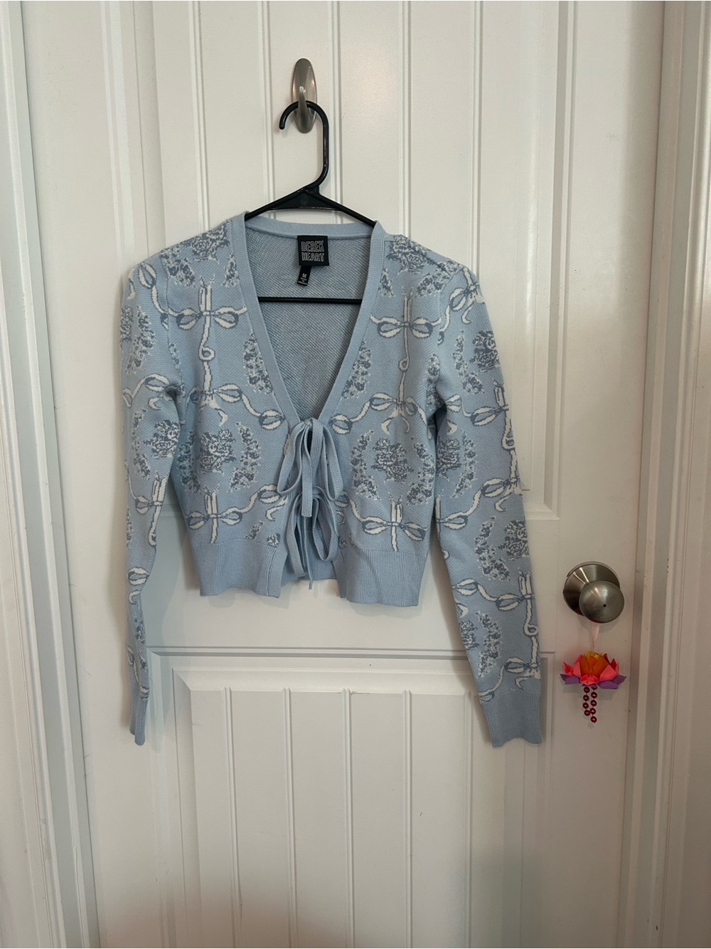 Women’s Light Blue Tie-Front Floral and Bow Print Cardigan